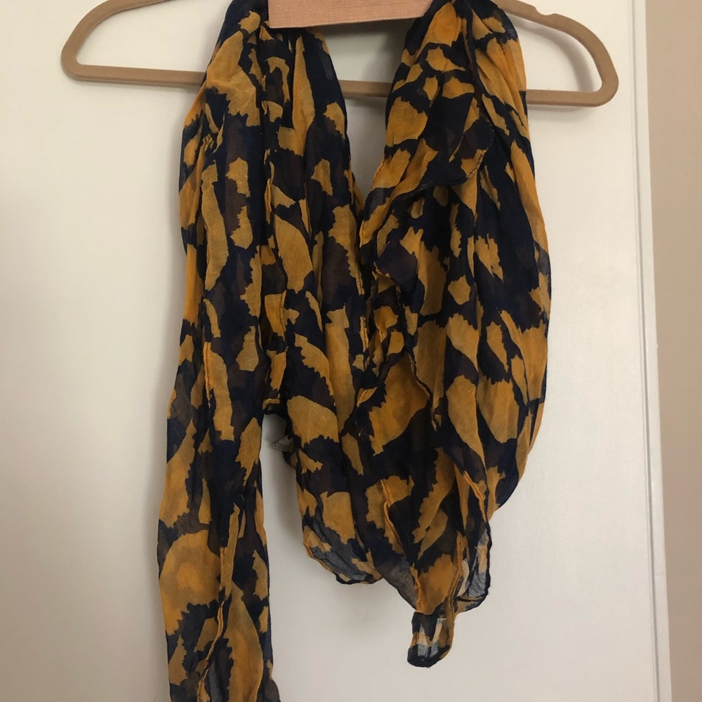 Gold and navy scarf